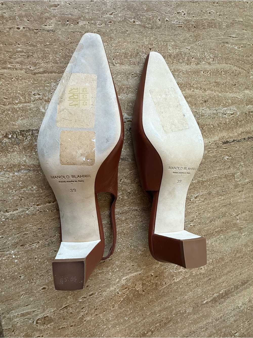 NWOT Manolo Blahnik Teutamospla Slingback Pump size 39 - Picture 10 of 10